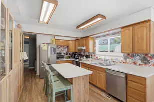 700 E 5900 S, Murray, UT 84107 - Photo 9