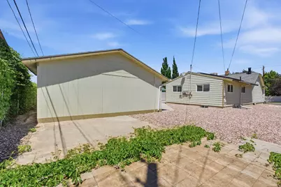 700 E 5900 S, Murray, UT 84107 - Photo 41