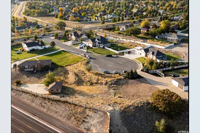 5401 W Pebble Ln, Highland, UT 84003 - Photo 1