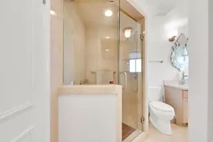 551 E North Hills Dr N, Salt Lake City, UT 84103 - Photo 17