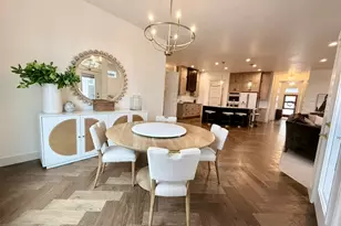 1449 N Cobblewood Ct E, Kaysville, UT 84037 - Photo 15