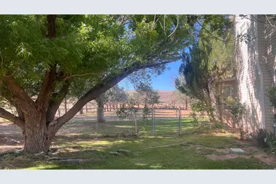 220 W Old Church Rd, Toquerville, UT 84774 - Photo 7
