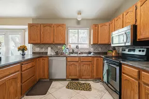 864 S 900 E, Spanish Fork, UT 84660 - Photo 9