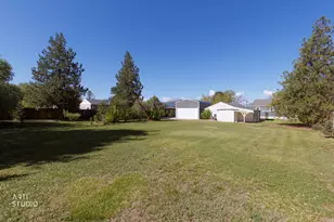 7387 S Halelani Dr E, Midvale, UT 84047 - Photo 33