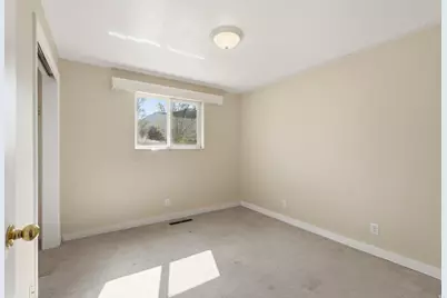 853 N 1400 E, Logan, UT 84321 - Photo 17