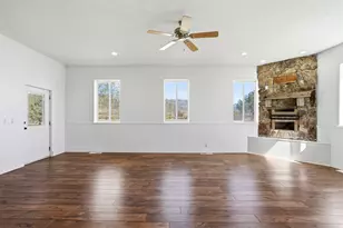 1129 S River Side Dr, Circleville, UT 84723 - Photo 9