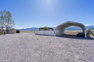 1129 S River Side Dr, Circleville, UT 84723 - Photo 31