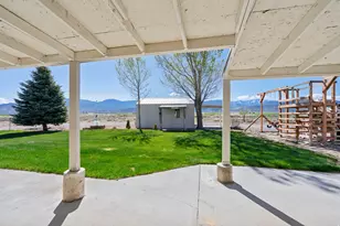 1129 S River Side Dr, Circleville, UT 84723 - Photo 23