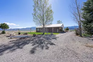 1129 S River Side Dr, Circleville, UT 84723 - Photo 27