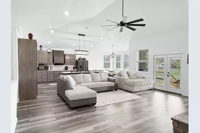 365 N 100 E, Ferron, UT 84523 - Photo 7