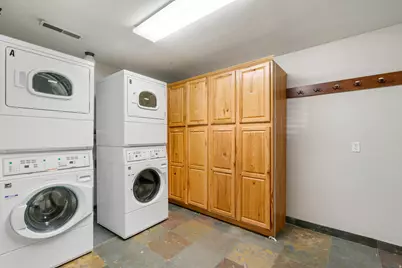 8265 W 2700 S, Magna, UT 84044 - Photo 27