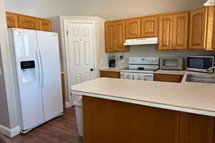 2672 W 3950 S, Roy, UT 84067 - Photo 7