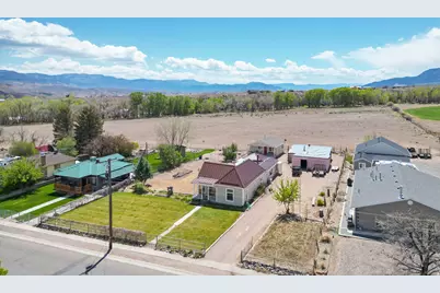 499 W Center St, Marysvale, UT 84750 - Photo 1