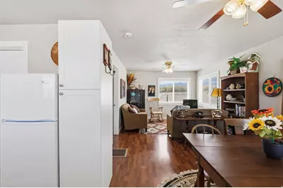 499 W Center St, Marysvale, UT 84750 - Photo 25