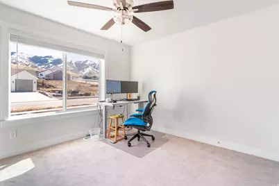 437 N 800 E, Hyde Park, UT 84318 - Photo 15