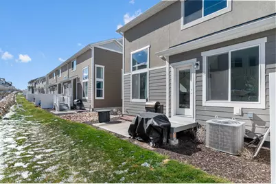 1122 N Freeman Dr, Saratoga Springs, UT 84045 - Photo 25