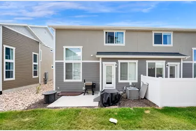 1122 N Freeman Dr, Saratoga Springs, UT 84045 - Photo 25