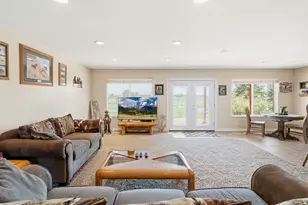 3847 W 6800 St S, Benjamin, UT 84660 - Photo 9