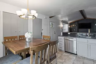 6048 W Contadora Ln, West Valley, UT 84128 - Photo 9