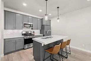 11113 S Kestrel Rise Rd, South Jordan, UT 84009 - Photo 9