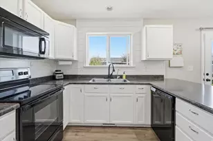 563 W 160 N, Smithfield, UT 84335 - Photo 9