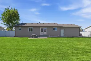 563 W 160 N, Smithfield, UT 84335 - Photo 31