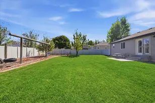 563 W 160 N, Smithfield, UT 84335 - Photo 29