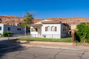 476 N Cliffview Dr, Moab, UT 84532 - Photo 5