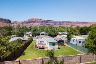 476 N Cliffview Dr, Moab, UT 84532 - Photo 9
