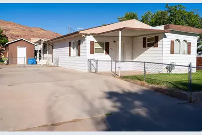 476 N Cliffview Dr, Moab, UT 84532 - Photo 7