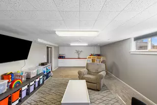 121 S Inglewood Dr E, Orem, UT 84097 - Photo 19