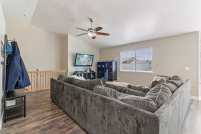 6057 W Jargon Way S, Salt Lake City, UT 84118 - Photo 5