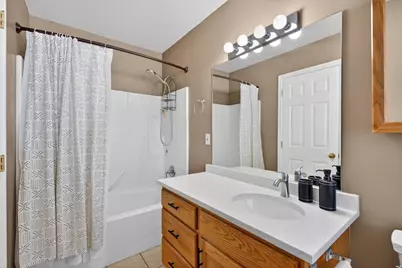 90 W Cottage Ave, Sandy, UT 84070 - Photo 25