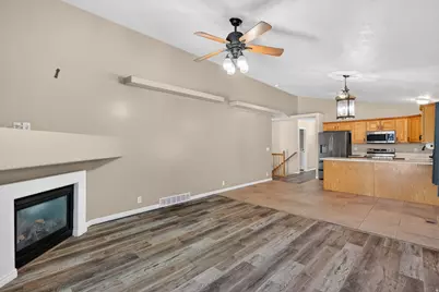 90 W Cottage Ave, Sandy, UT 84070 - Photo 19