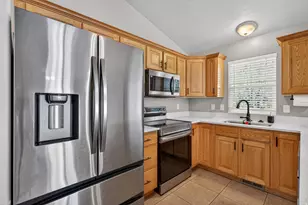90 W Cottage Ave, Sandy, UT 84070 - Photo 9