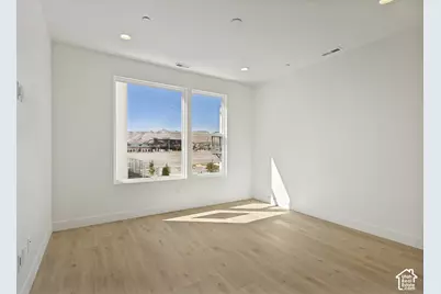 11039 S Freestone Rd #129, South Jordan, UT 84009 - Photo 9