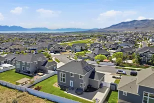 1166 W Highpass Dr, Saratoga Springs, UT 84045 - Photo 43