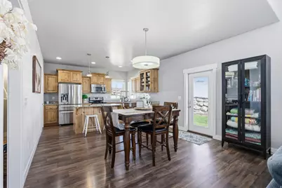 1166 W Highpass Dr, Saratoga Springs, UT 84045 - Photo 13