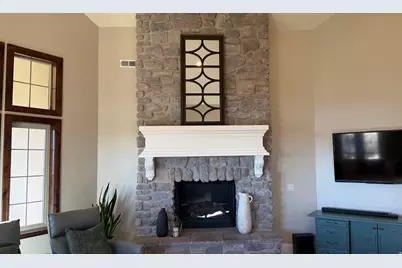 1503 E Meadow Bluff Ln S, Draper, UT 84020 - Photo 5