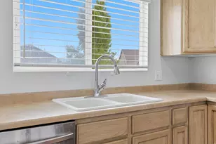 6027 Bayshore Dr, Stansbury Park, UT 84074 - Photo 5