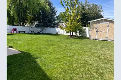 1097 N 3450 W, Layton, UT 84041 - Photo 29