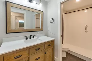 484 E 200 N, Millville, UT 84326 - Photo 33