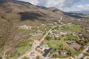 652 N Radford Ln, Eden, UT 84310 - Photo 67