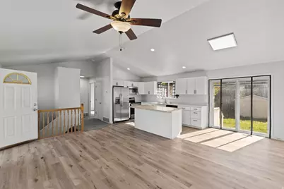 363 S 675 E, Hyrum, UT 84319 - Photo 3