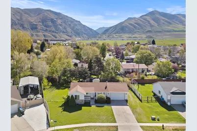 363 S 675 E, Hyrum, UT 84319 - Photo 15