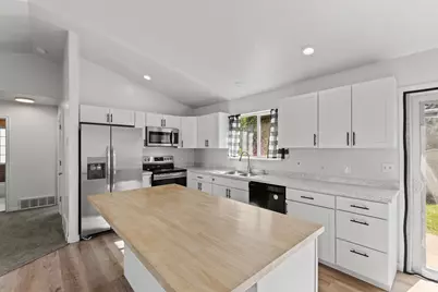 363 S 675 E, Hyrum, UT 84319 - Photo 5