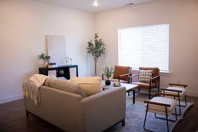 335 S 1540 E, Hyrum, UT 84319 - Photo 7