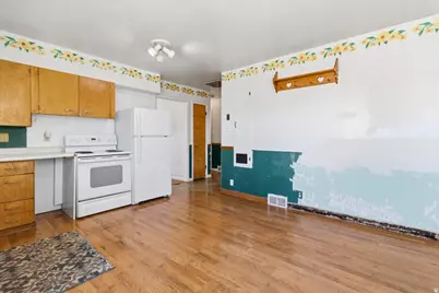 45 S 100 E, Centerfield, UT 84622 - Photo 15