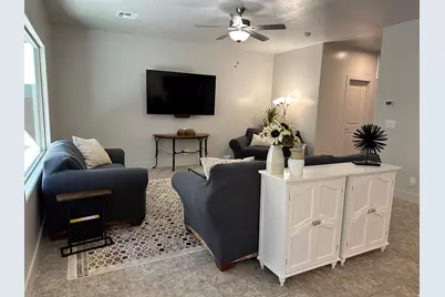 528 S Riverbed Dr, Washington, UT 84780 - Photo 5