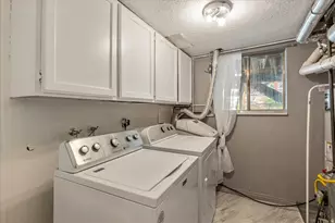 11 S Clark Ln, Elk Ridge, UT 84651 - Photo 25